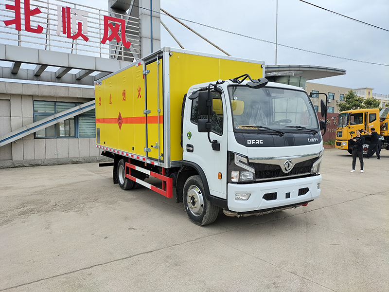 東風5100爆破云內150馬力