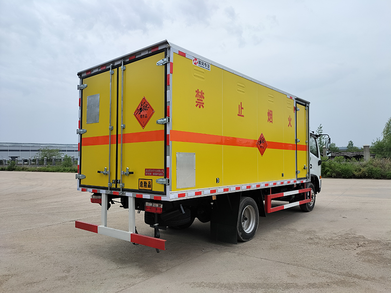 東風5100爆破云內150馬力