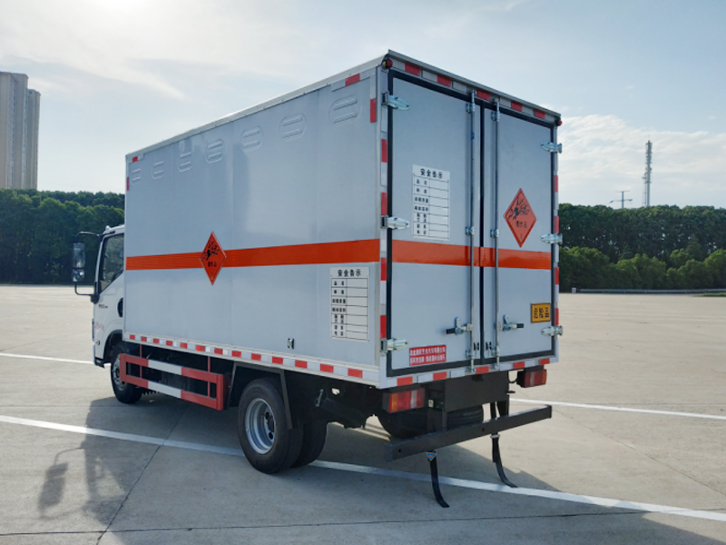 躍進柴油C300爆破全柴132馬力