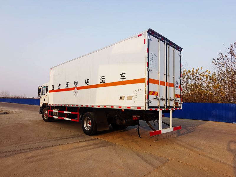 東風多利卡D9醫療廢物轉運車